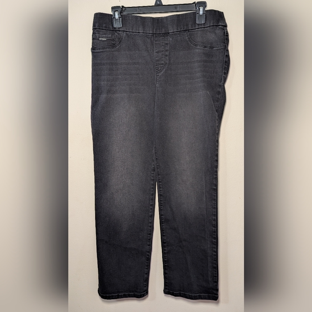 Nine West Heidi Pull-On Straight Leg Jeans Black Stretchy Women's Size 12